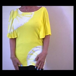 Italian knit.Gorgeous top!